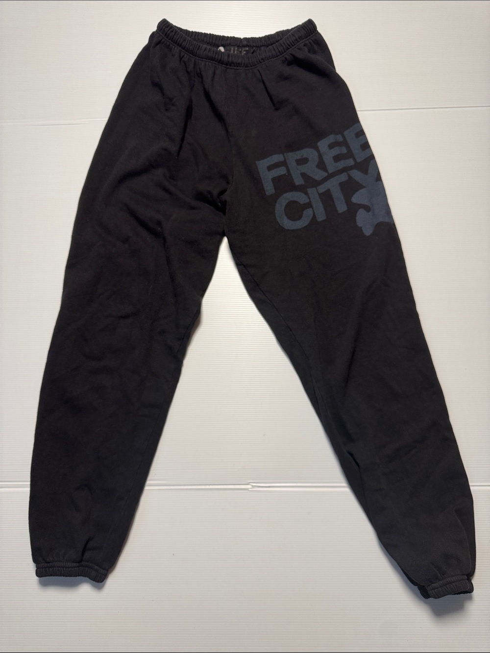 FREECITY Moonshadow Black on Black Side Logo Sweatpants Drawstring Joggers SM